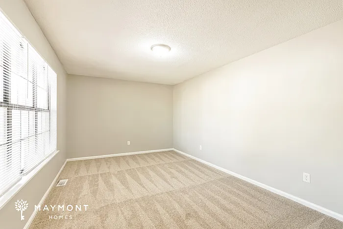 3 bed, 2.0 bath, 1659 sqft, $1,595 — Photo 4