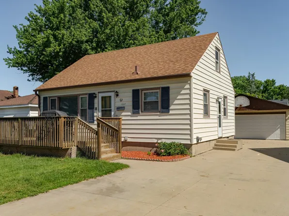 1507 2nd St NE, Rochester, MN 55906