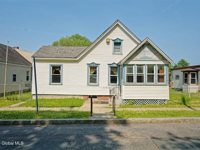 637 7th Avenue, Troy, NY, 12182
