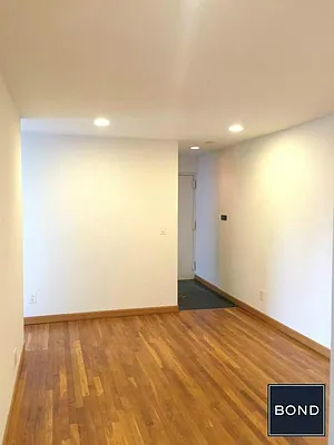 Rented by Bond New York | media 48