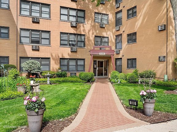 2nd image of 500 Washington Blvd APT 301