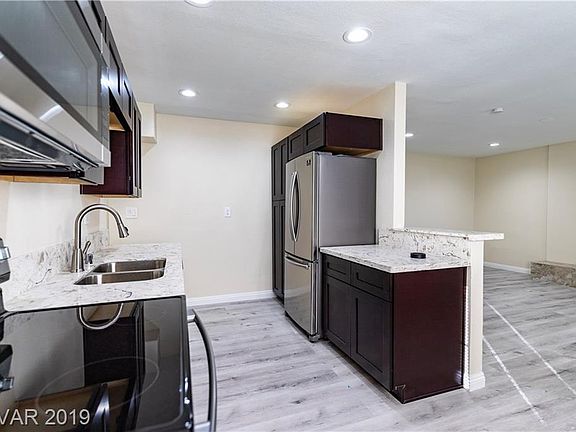 5th image of 4996 Mohave Ave