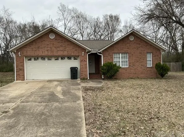 109 Chinaberry Cir, Hot Springs, AR 71901