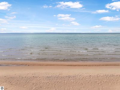 2341 San Marino Trl, Kewadin, MI, 49648