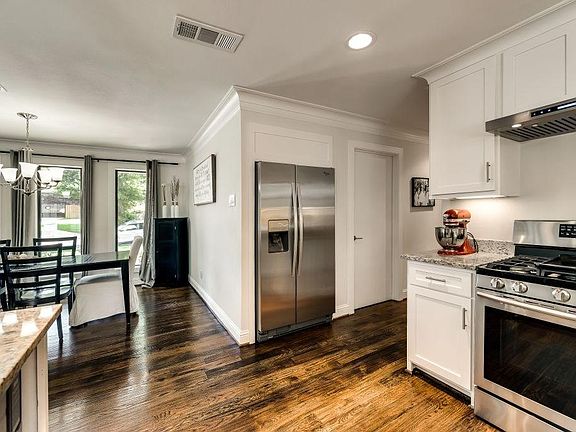 5th image of 2229 Elderoaks Ln