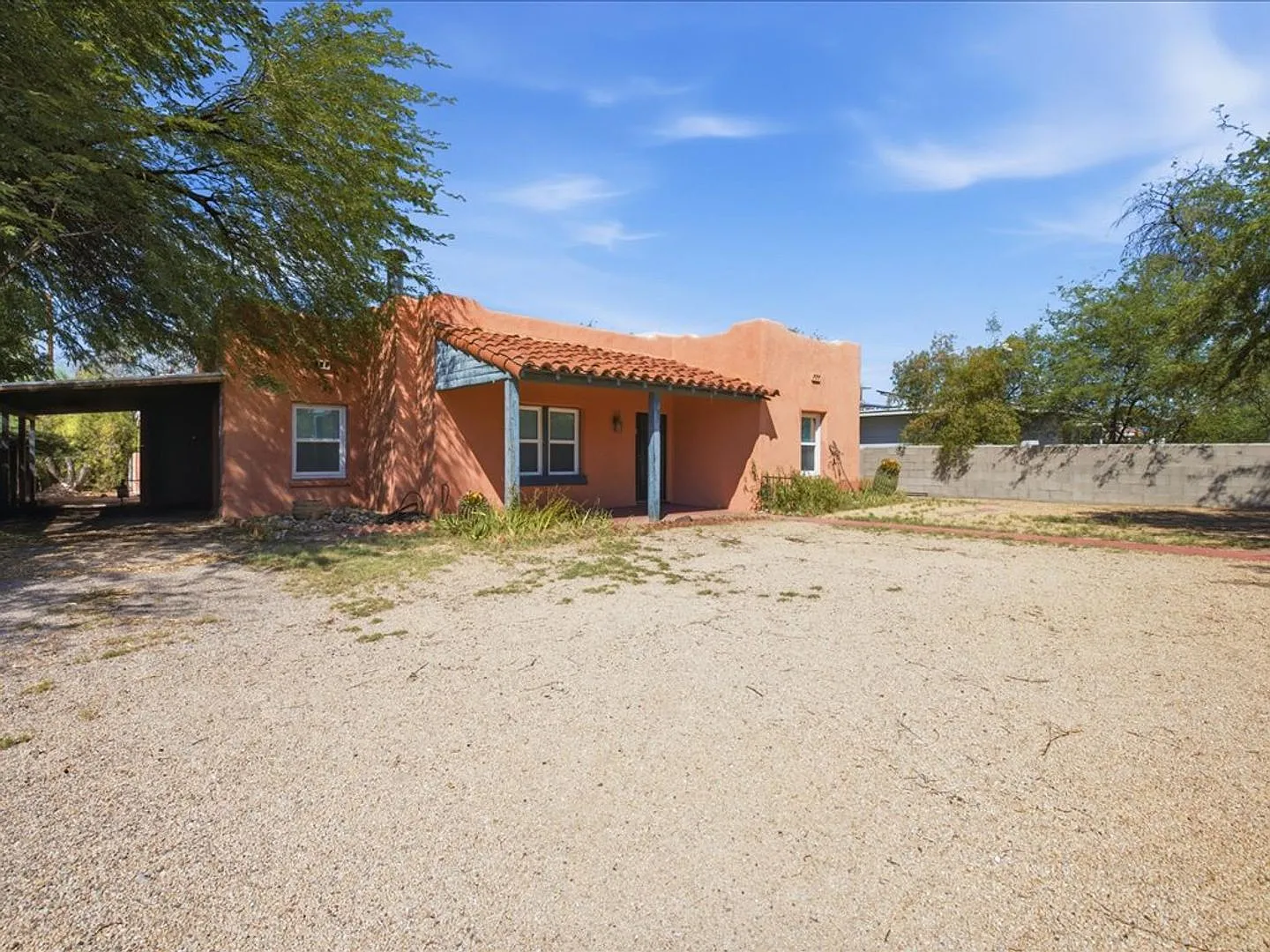 Spacious 3-Bedroom Home with Large Enclosed Backyard & Covered Porch — Photo 2
