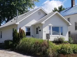 1724 Mount Pleasant St, Burlington, IA 52601