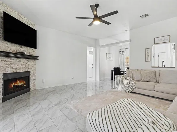 8113 Hillers Rd, Oklahoma City, OK 73132