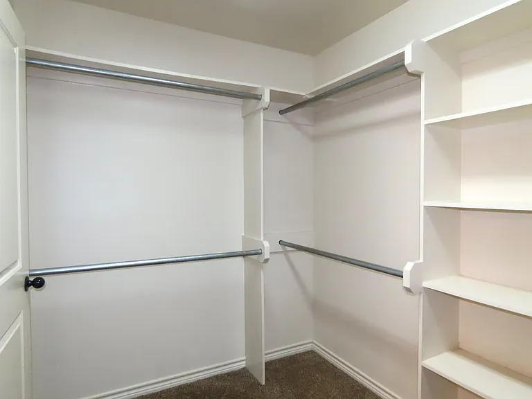 414 Asher — Photo 32