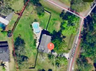 15090 Cape Dr E, Jacksonville, FL 32226