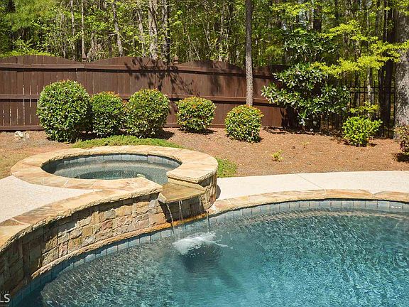 4th image of 226 Bradshaw Farms Dr #10