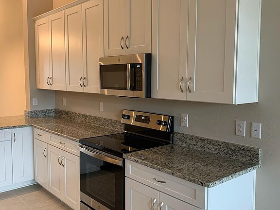 4th image of 12414 Osorio Ct