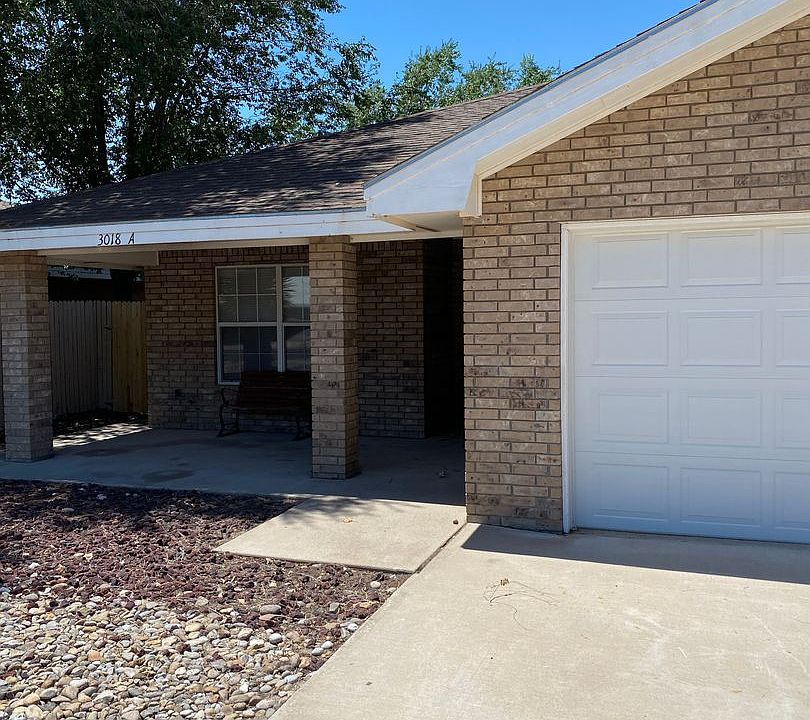 1st image of 3018A Alhambra Dr