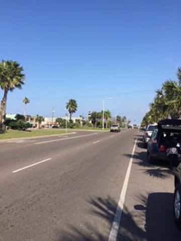 2nd image of 114 E Queen Isabella Blvd