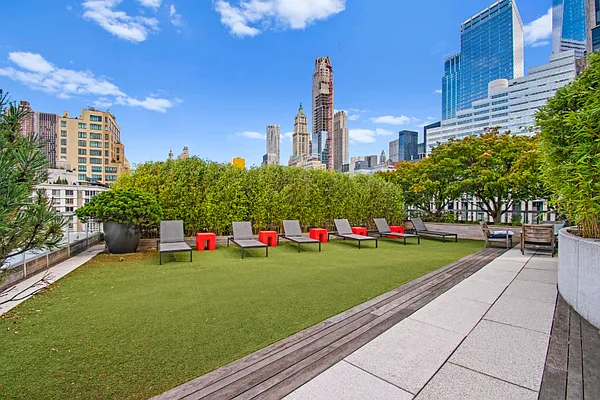 Rented by HomeDax Real Estate | media 29