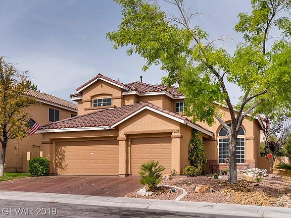 4th image of 1709 Royal Canyon Dr