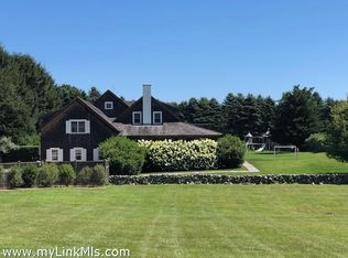 49 Lamberts Cove Rd, Tisbury, MA 02568
