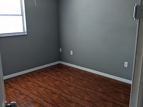 5th image of 8638 Sandberry Blvd