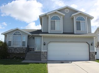 5545 W Tafoya Cir, West Jordan, UT 84084
