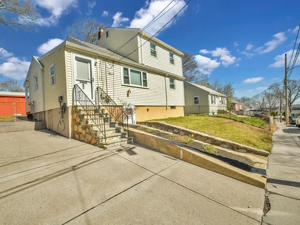 38 Grassmere Rd, Hyde Park, MA 02136