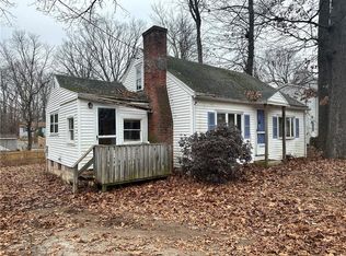 17 Castle St, Southwick, MA 01077