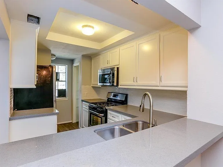 2810 Grants Lake Blvd #1204 — Photo 6