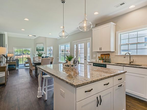 Images of the home are for illustrative purposes only and should never be relied upon