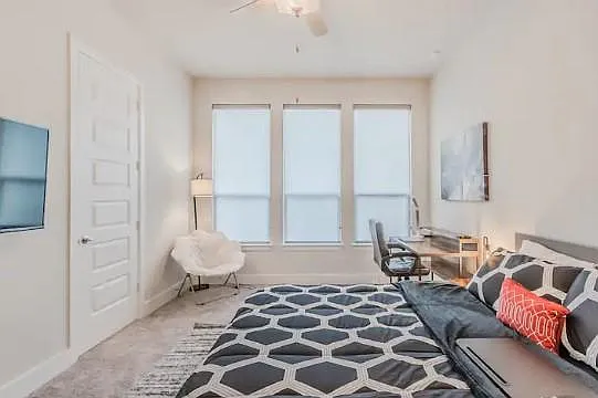 4909 Broadway Dr — Photo 16