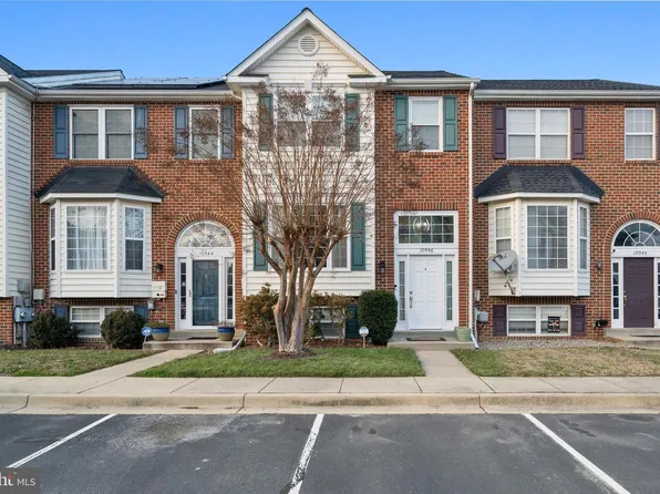 10946 W Point Pl, White Plains, MD 20695