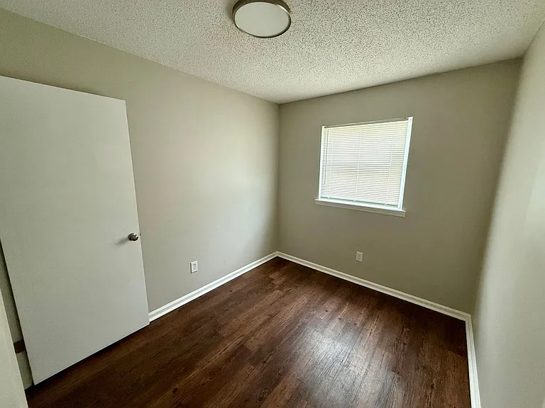 2015 Stonemill Dr — Photo 5