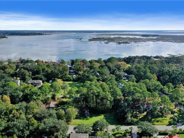 17 Vine St, Hilton Head Island, SC 29926