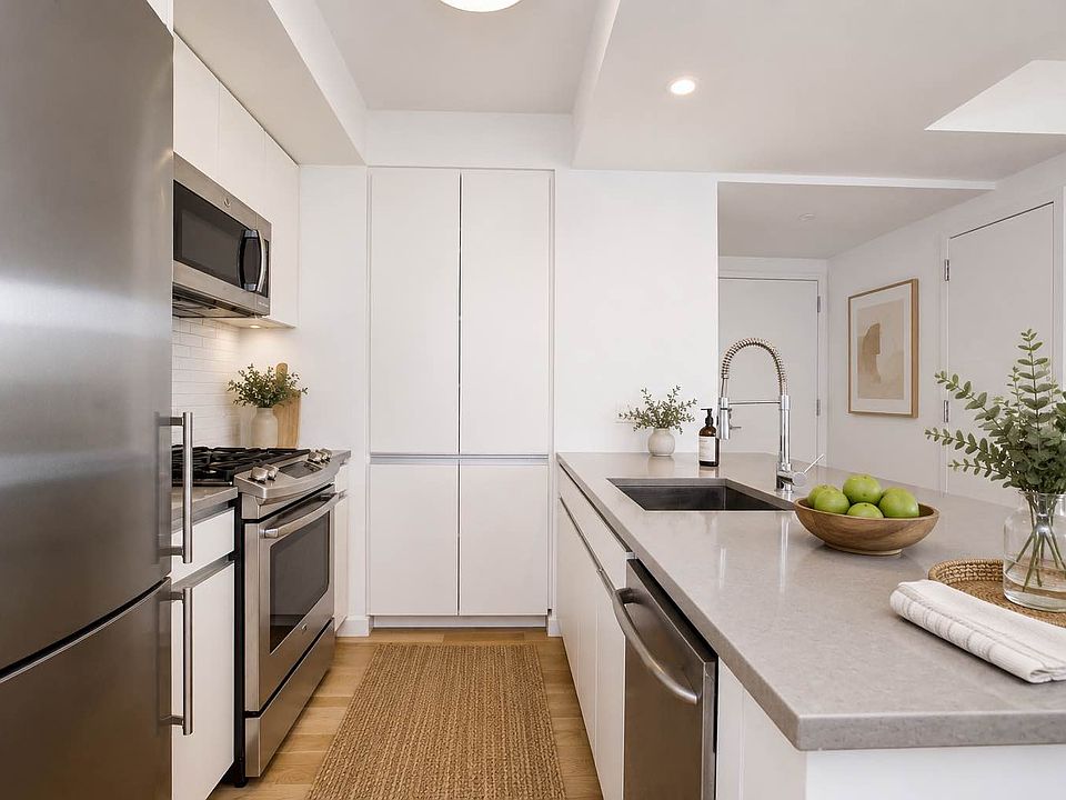 1st image of 331 E Houston St APT 9F
