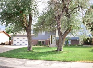 3808 Elmwood Cir, Pueblo, CO 81005