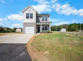 581 Gray Rd, Lexington, NC 27292