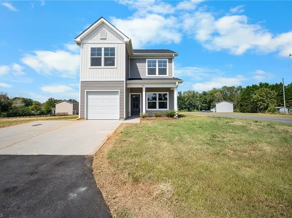 581 Gray Rd, Lexington, NC 27292