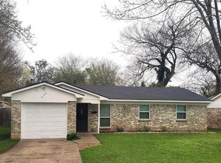 630 Lazy River Dr, Duncanville, TX 75116