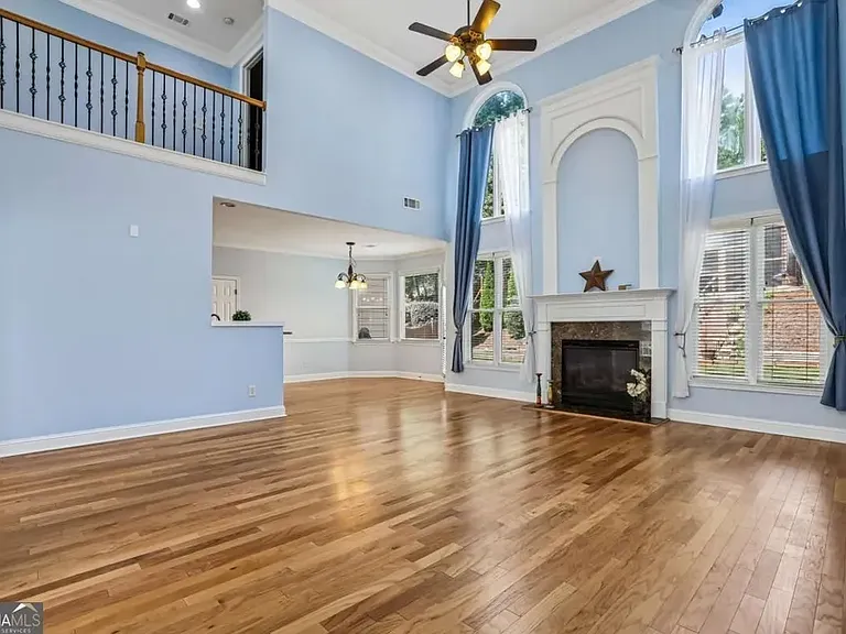 810 Freedom Way — Photo 16