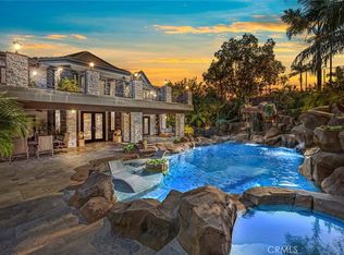 5025 E Crescent Dr, Anaheim, CA 92807