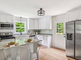 378 Fairfield Dr, King William, VA 23086