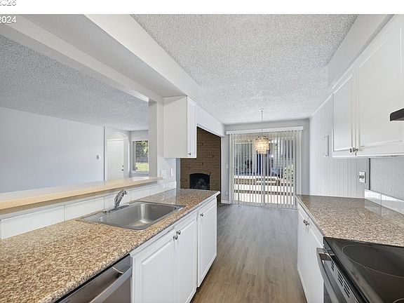 2nd image of 2921 NE Rene Ave #15-B