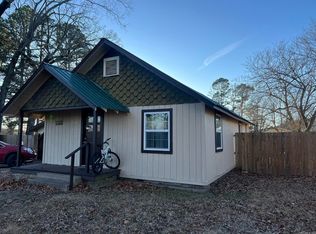 206 Adams St N, Mena, AR 71953