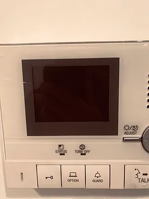 Rented by R New York | media 42