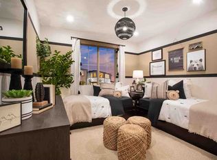 5006 Clementine Ln, Cypress, CA 90630