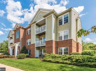 8202 Blue Heron Dr APT 3B, Frederick, MD 21701