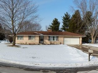 2306 Kenilworth Rd, Jackson, MI 49203