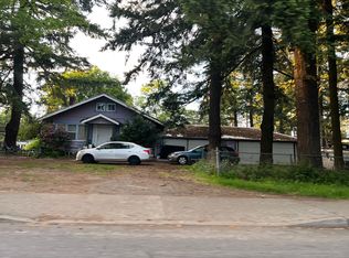 18341 SE Yamhill St, Portland, OR 97233