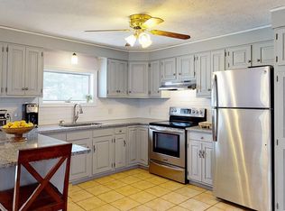 100 Cascade Rd, Old Orchard Beach, ME 04064