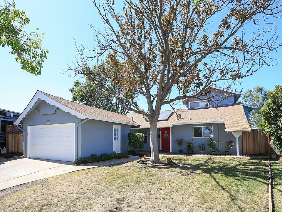 1st image of 1377 Holland Ct