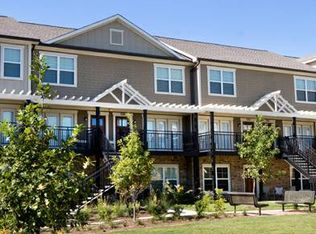 1122 Tree Top Way APT 1214, Knoxville, TN 37920
