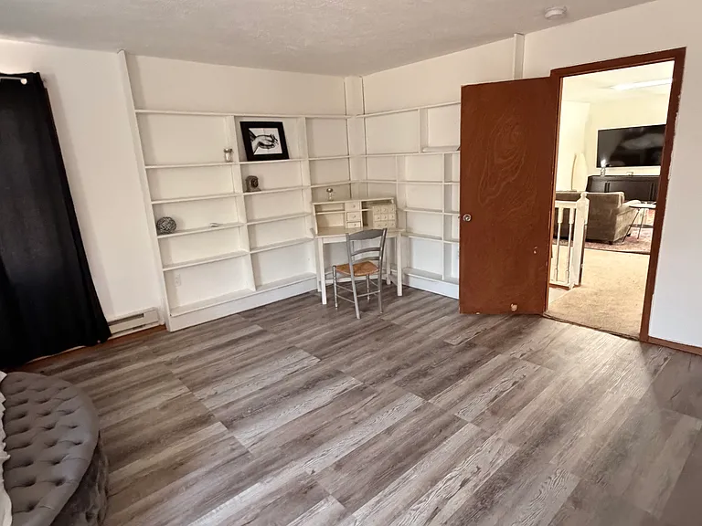 189 Oakenshield Dr — Photo 74